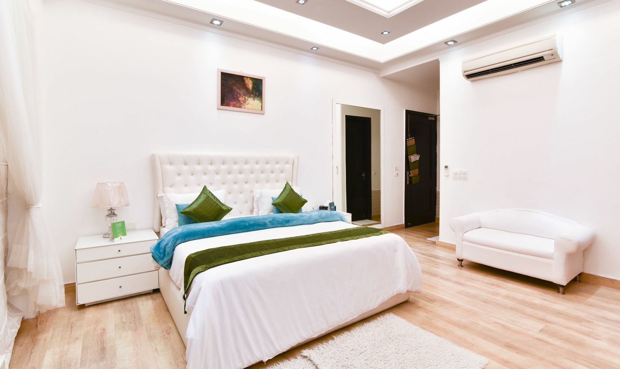 Hotel Treebo Trend The G8 Sector 39 Noida Zewnętrze zdjęcie