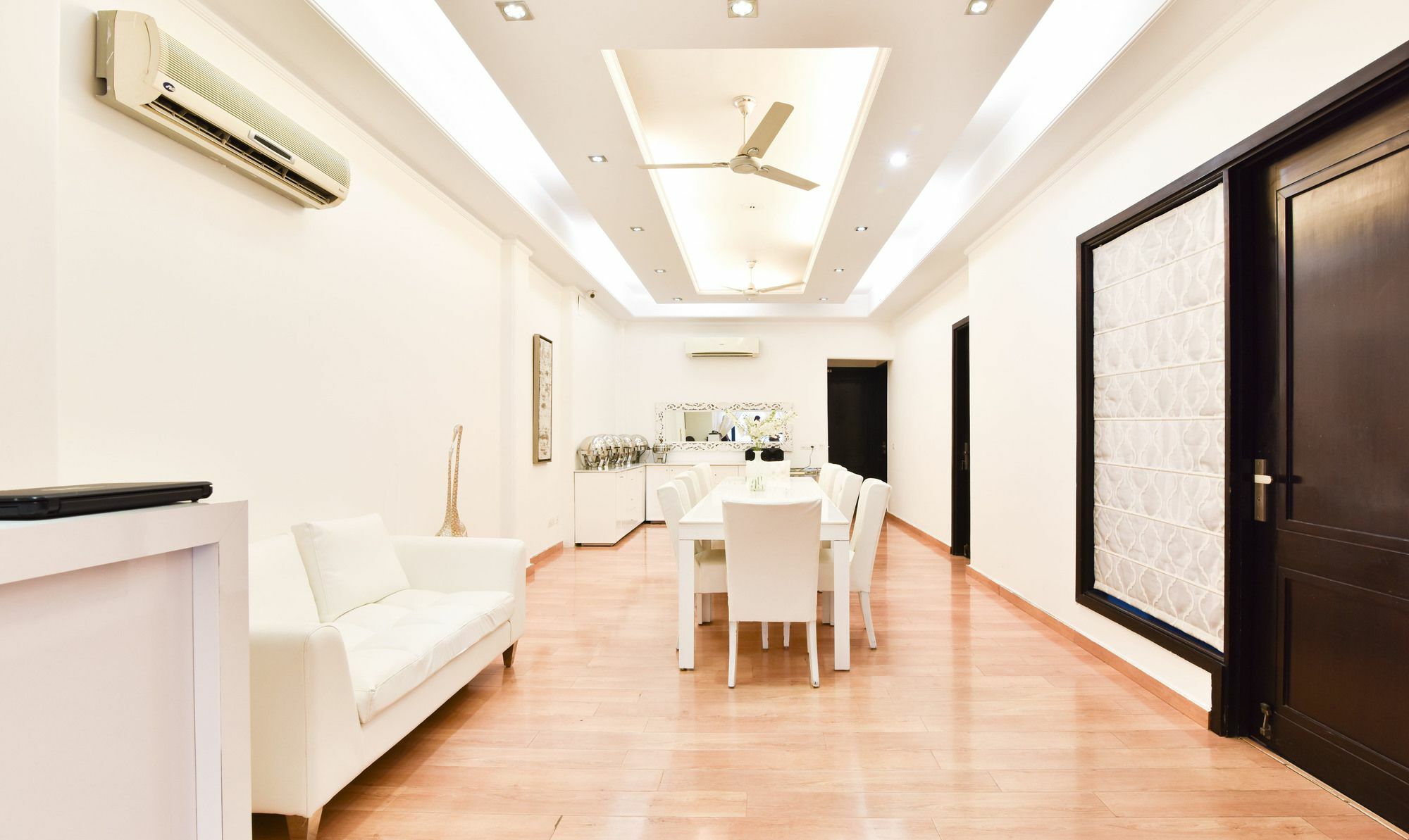 Hotel Treebo Trend The G8 Sector 39 Noida Zewnętrze zdjęcie